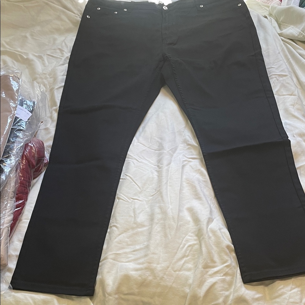 Badgley Mischa Women’s Straight Jeans-Black-NWT—Front & back pockets